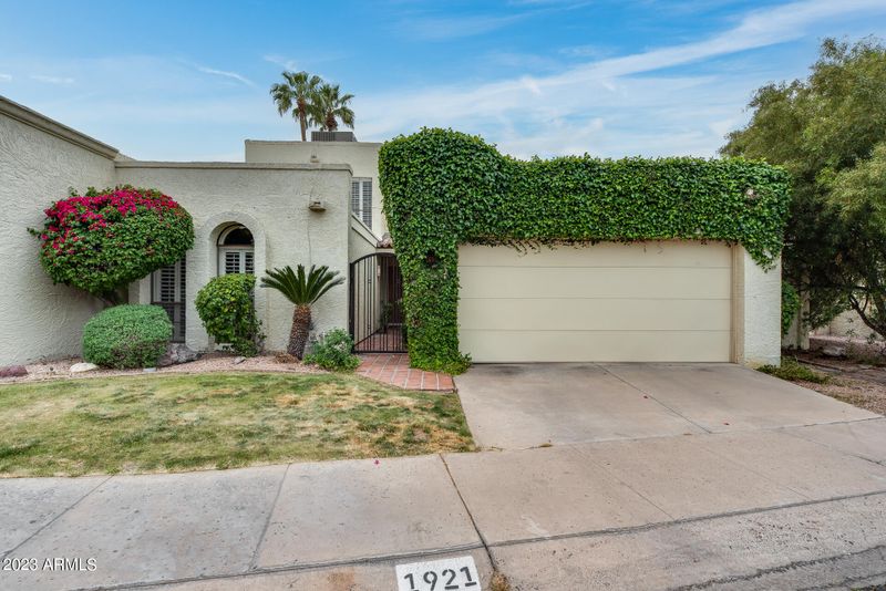 1921 E Winter Dr, Phoenix, AZ 85020