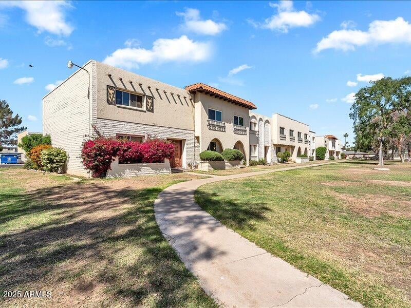 1921 Hazelwood Pw, Phoenix, AZ 85015