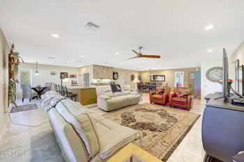 19215 Concho Cir, Sun City, AZ 85373