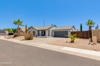 19215 11th Pl, Phoenix, AZ 85024