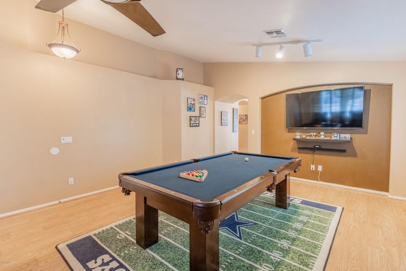 19215 N 48th Ave, Glendale, AZ 85308