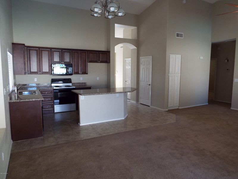1922 E Erie St, Chandler, AZ 85225