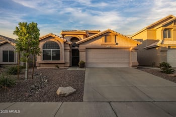 1922 Siesta Ln, Phoenix, AZ 85024