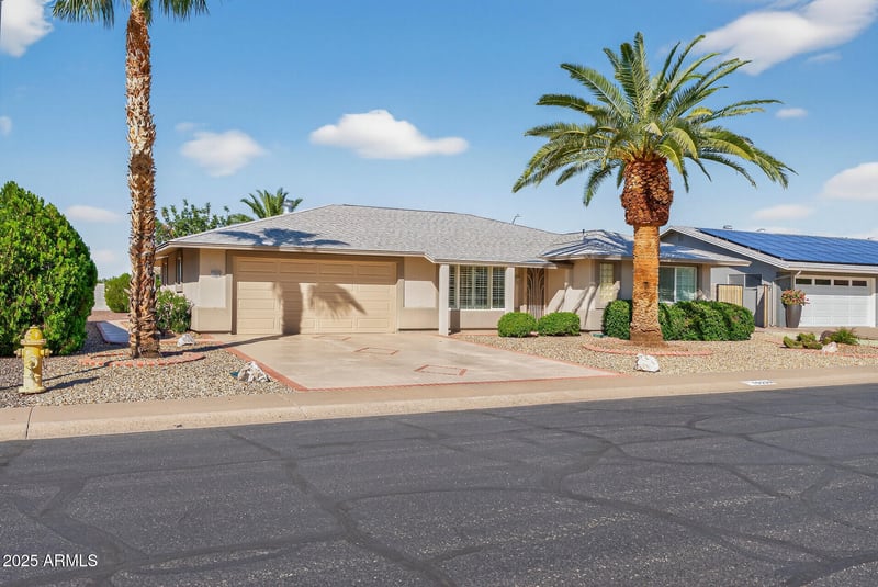 19222 Welk Dr, Sun City, AZ 85373
