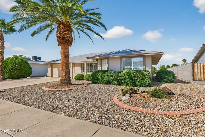 19222 Welk Dr, Sun City, AZ 85373