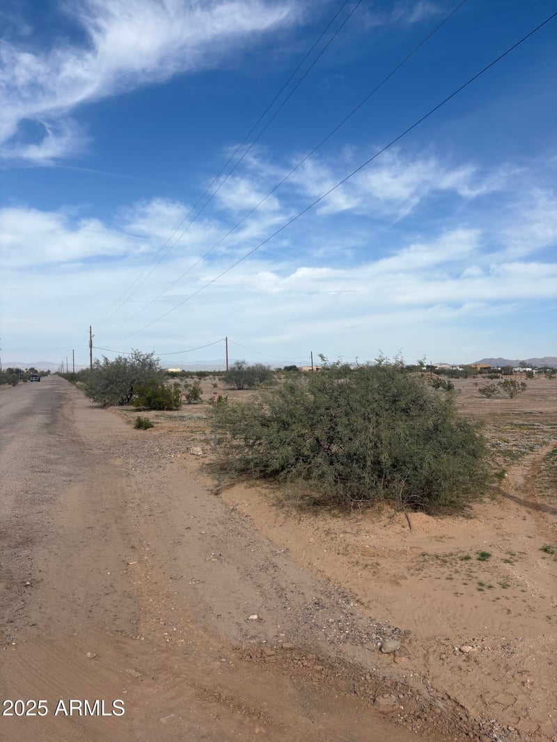 19223 Roadrunner Rd #-, Wittmann, AZ 85361