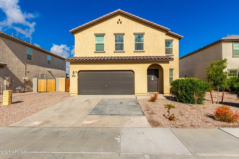 19224 Pierson St, Litchfield Park, AZ 85340
