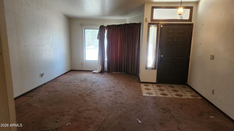 19225 N 32nd Dr, Phoenix, AZ 85027