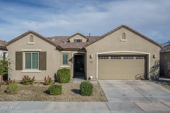 19226 Hazelwood St, Litchfield Park, AZ 85340