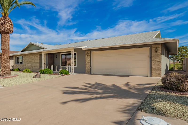 19229 Welk Dr, Sun City, AZ 85373