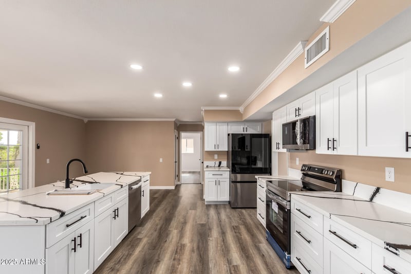 19229 Welk Dr, Sun City, AZ 85373