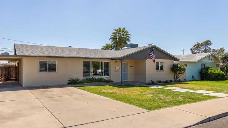 1923 E Hazelwood St, Phoenix, AZ 85016