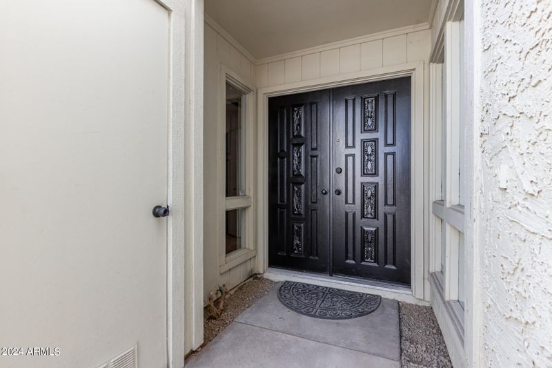 1923 E Linger Ln, Phoenix, AZ 85020