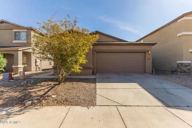 1923 Renegade Trl, San Tan Valley, AZ 85143