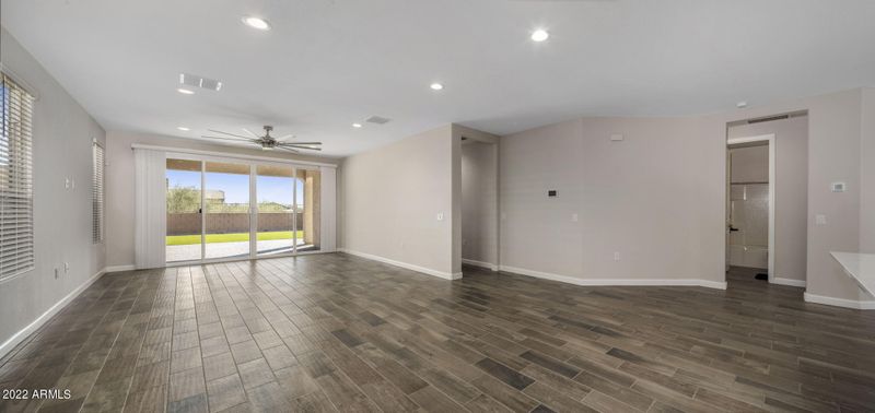 1923 W Plum Rd, Phoenix, AZ 85085