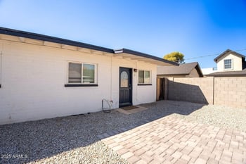 1923 Yale St, Phoenix, AZ 85006