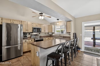 19232 47th Dr, Glendale, AZ 85308