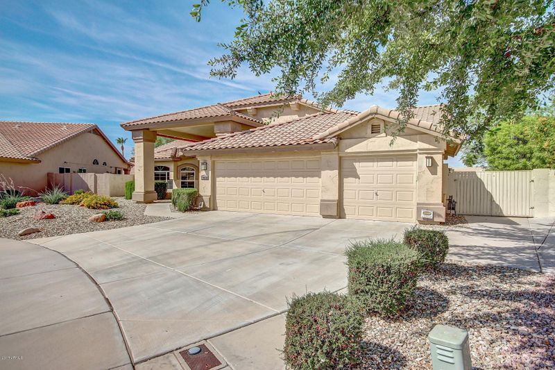 19232 N 88th Dr, Peoria, AZ 85382