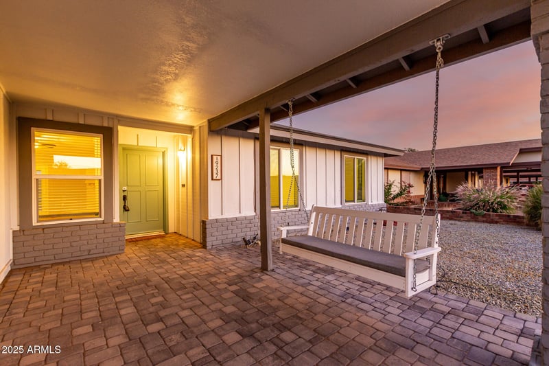 19237 5th Ave, Phoenix, AZ 85027