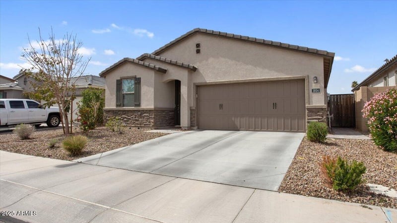 1924 82nd Cir, Mesa, AZ 85209