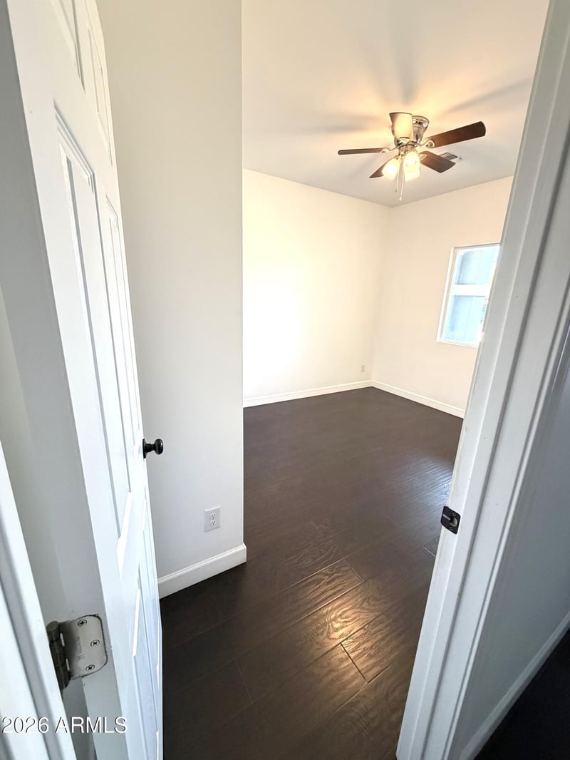 1924 W Lawrence Rd, Phoenix, AZ 85015