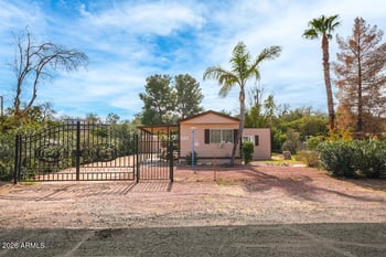 19241 Abbott St, Black Canyon City, AZ 85324