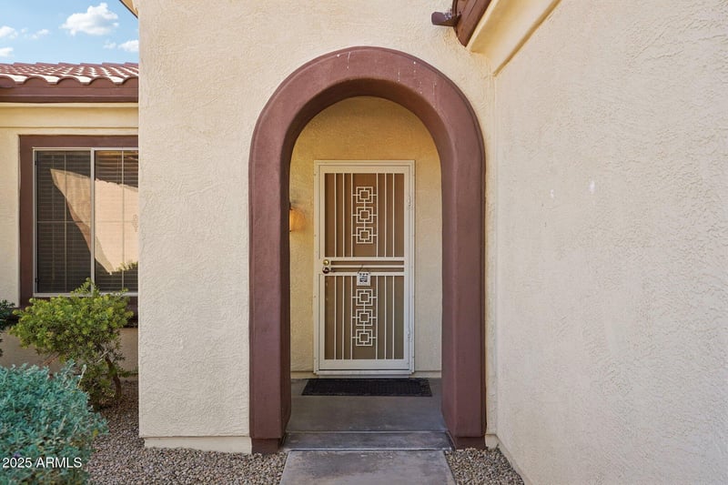 19241 Emerald Cove Way, Surprise, AZ 85387