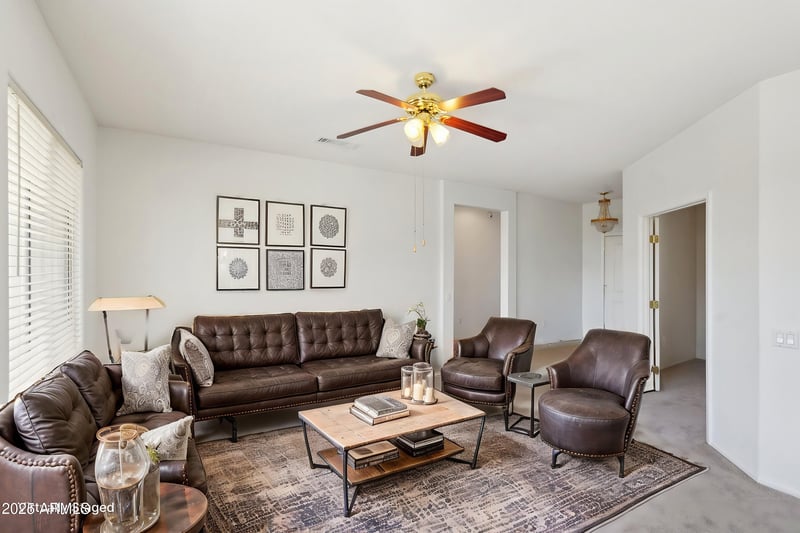 19241 Emerald Cove Way, Surprise, AZ 85387
