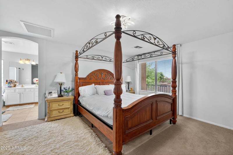 1925 156th Dr, Goodyear, AZ 85338