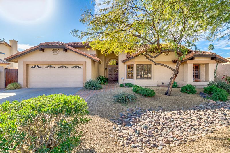 1925 E Calle De Caballos Dr, Tempe, AZ 85284