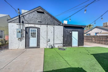 1925 W Monte Vista Rd, Phoenix, AZ 85009