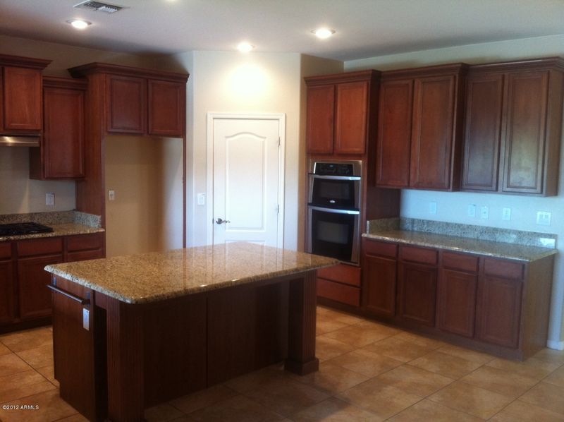 1925 W Morning Vista Ln, Phoenix, AZ 85085