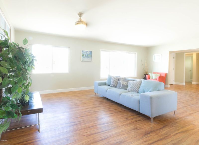 1925 W Northview Ave, Phoenix, AZ 85021