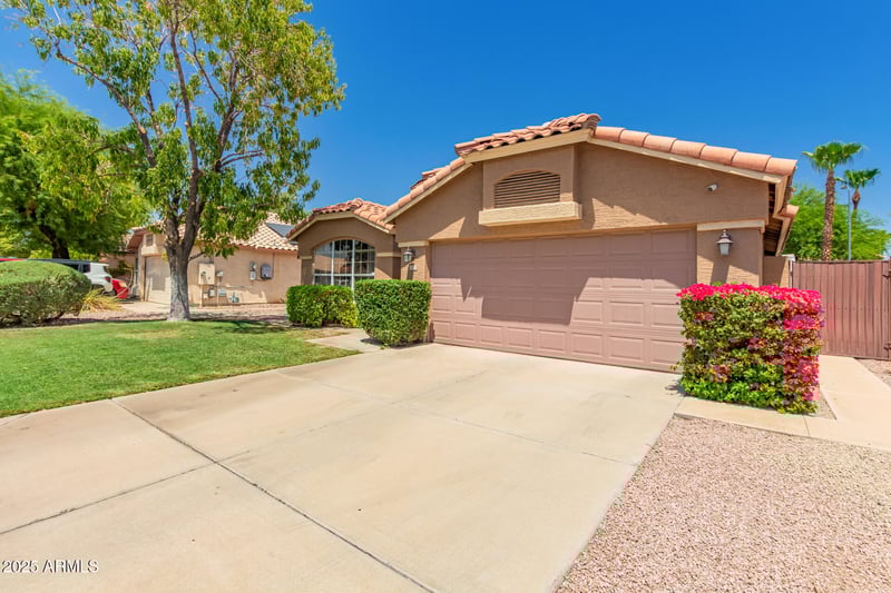 19255 79th Dr, Glendale, AZ 85308