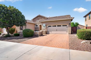 19258 E Canary Way, Queen Creek, AZ 85142
