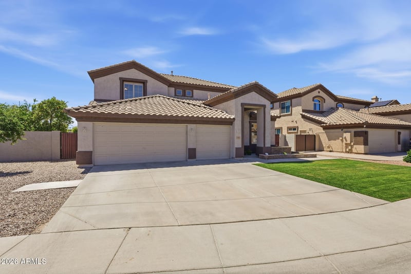 19258 N 62nd Dr, Glendale, AZ 85308