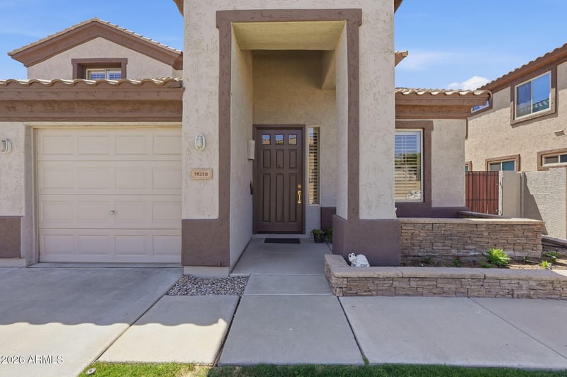 19258 N 62nd Dr, Glendale, AZ 85308