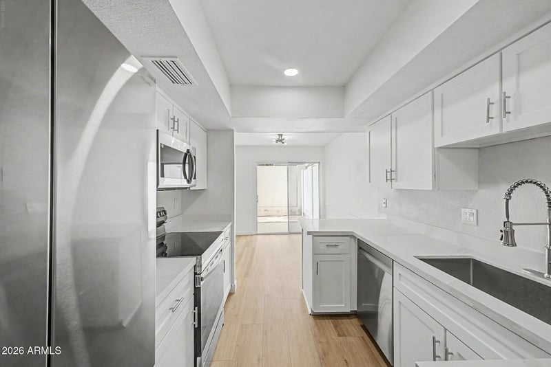 1926 E Duke Dr, Tempe, AZ 85283