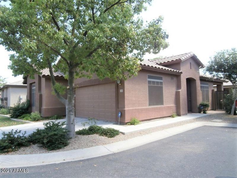 1926 E Hawken Pl, Chandler, AZ 85286