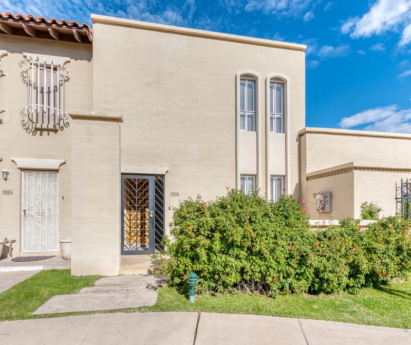 1926 E Medlock Dr, Phoenix, AZ 85016