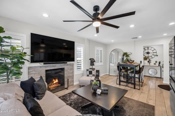 1926 Holly St, Phoenix, AZ 85009