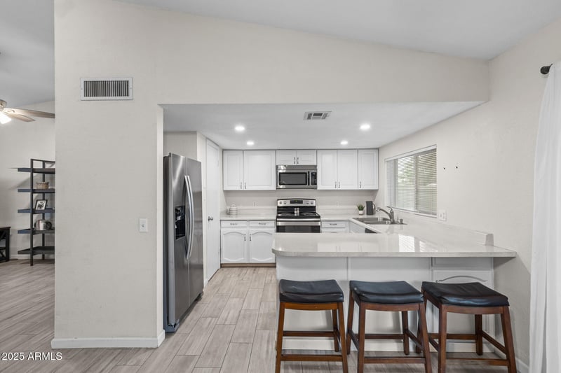 1926 Wood Dr, Phoenix, AZ 85029