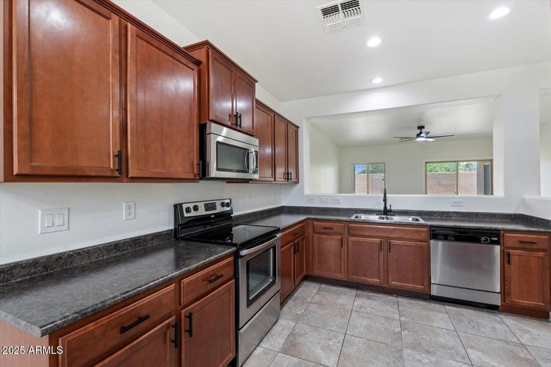 19264 Woodlands Ave, Buckeye, AZ 85326
