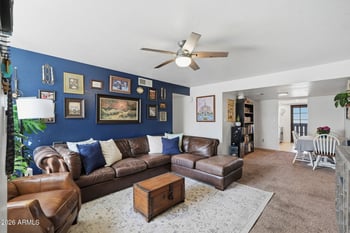 1927 Hampton Ave #207, Mesa, AZ 85204