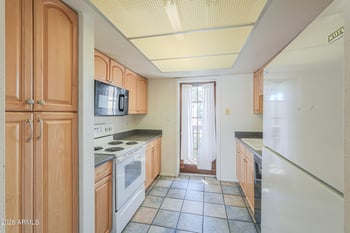 1927 Hampton Ave #258, Mesa, AZ 85204