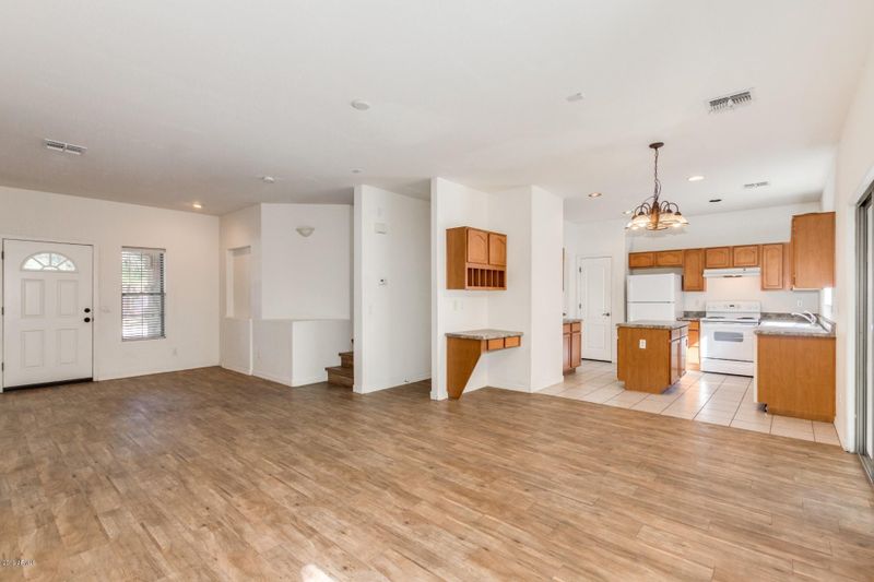 1927 E Hartford Ave, Phoenix, AZ 85022