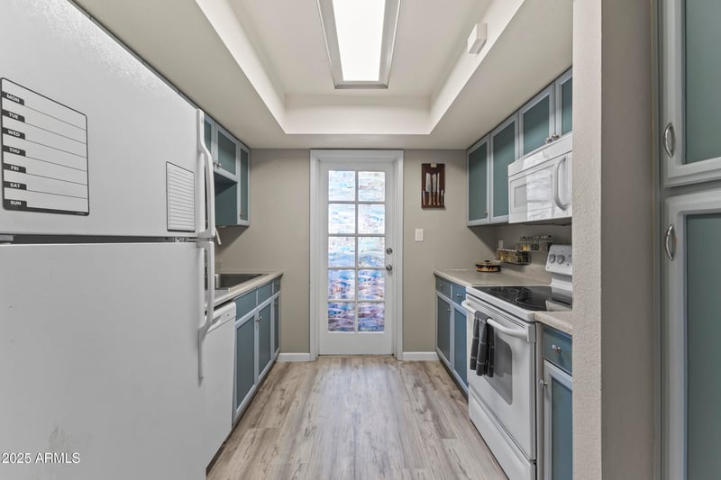 1927 Hampton Ave #204, Mesa, AZ 85204