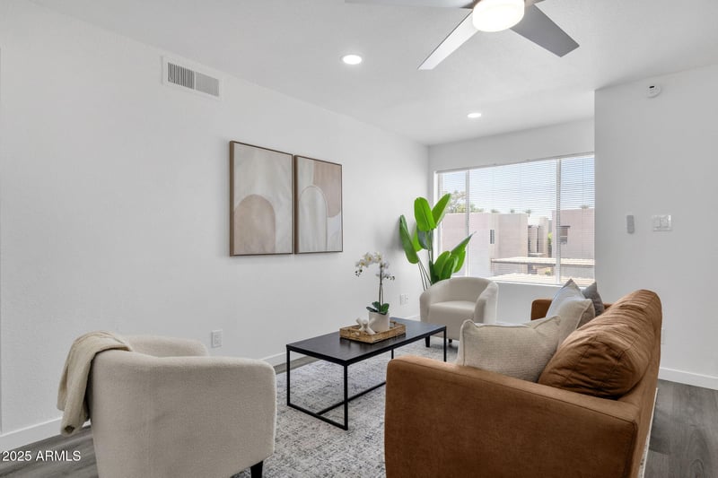 1927 Hampton Ave #208, Mesa, AZ 85204