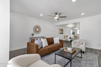 1927 Hampton Ave #208, Mesa, AZ 85204