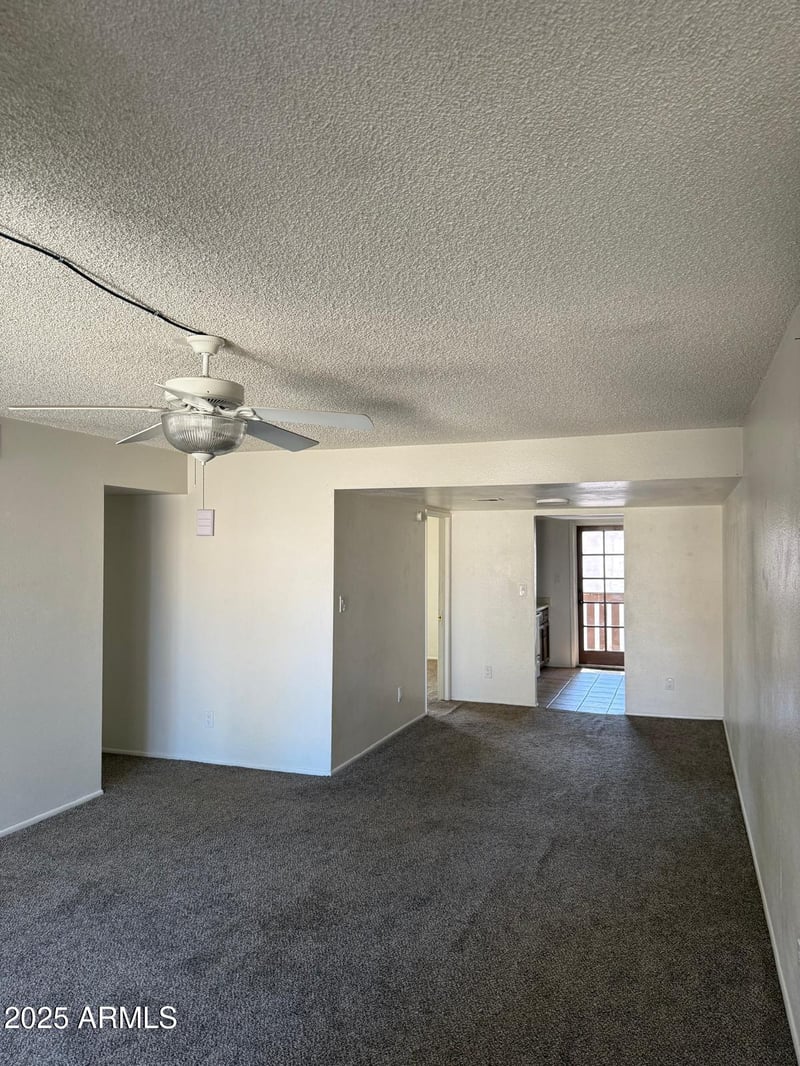 1927 Hampton Ave #260, Mesa, AZ 85204
